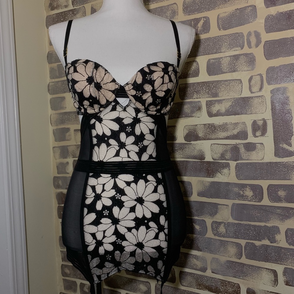 Floral Lacey Corset Victoria’s Secret